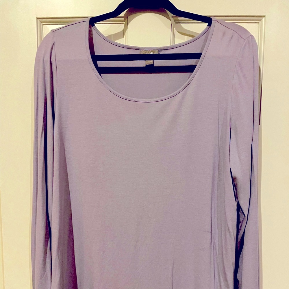Womens long sleeve tee. Lavender. Excellent condition. Size large.